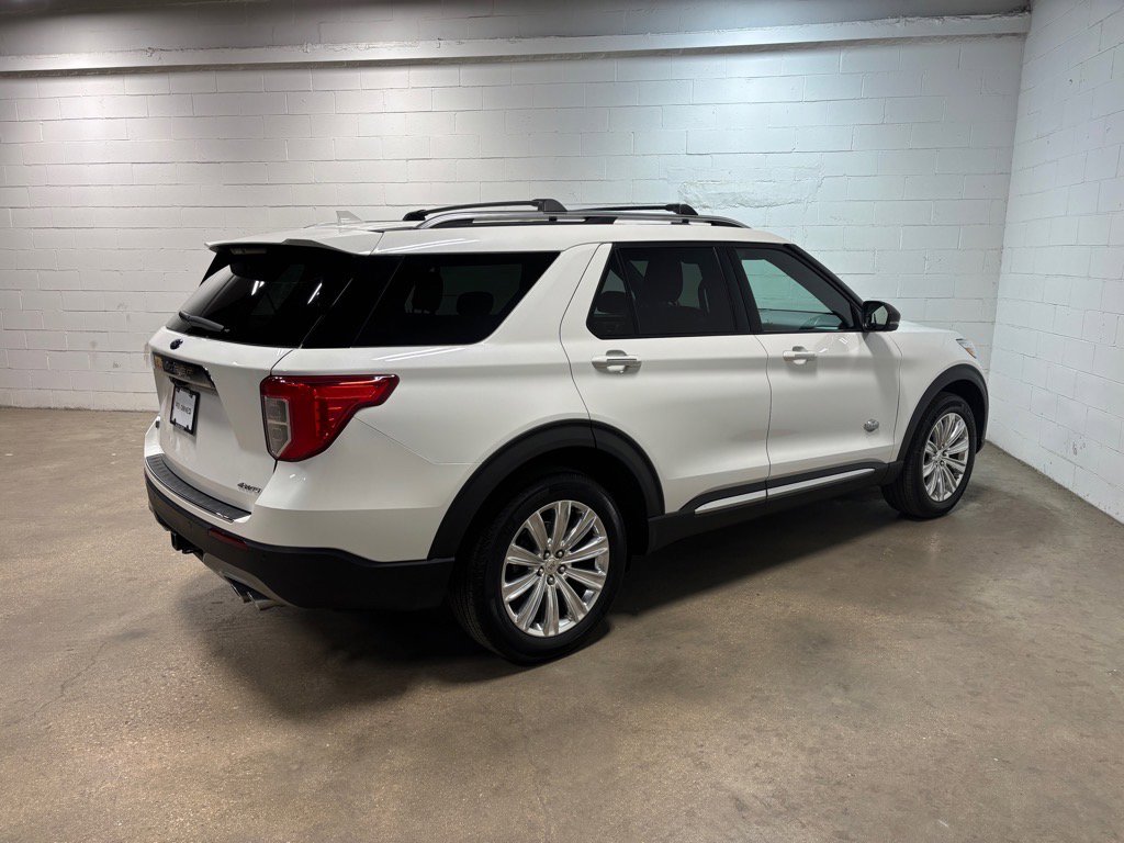 Used 2021 Ford Explorer King Ranch w/ Premium Technology Package image 6