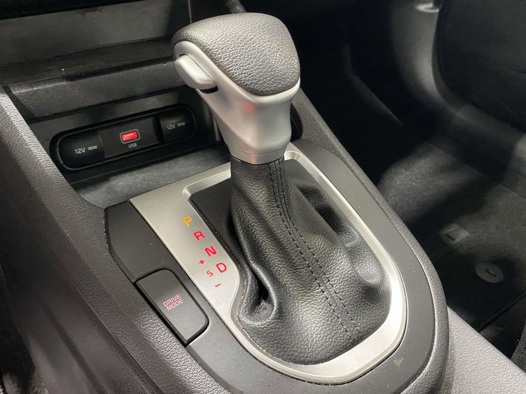 Used 2023 Kia Forte LXS image 29