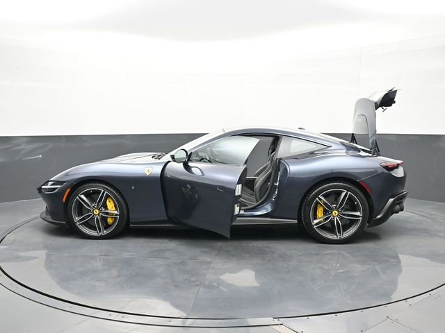 Used 2023 Ferrari Roma image 26