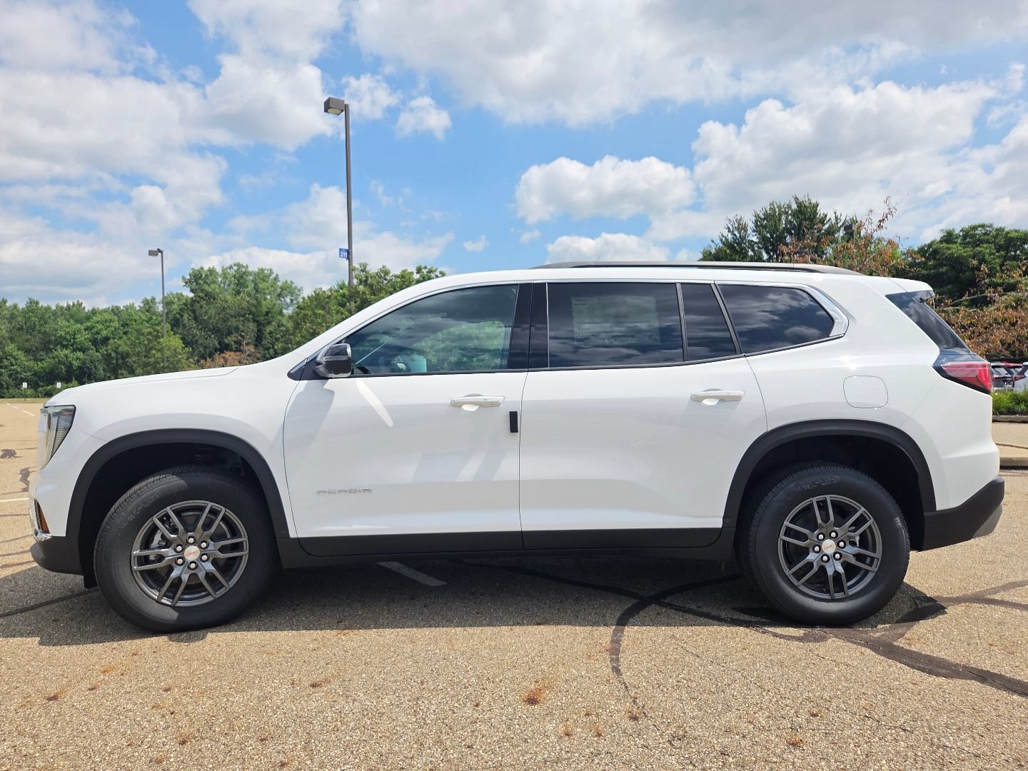 New 2026 GMC Acadia Elevation AWD/4WD image 14