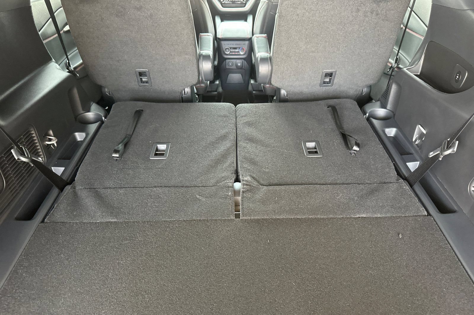 New 2026 Ford Explorer ST-Line w/ ST-Line Street Pack RWD image 16