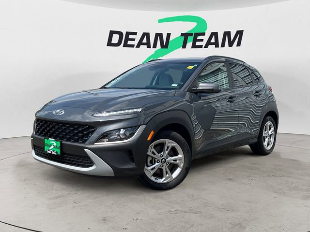 Used 2023 Hyundai Kona SEL w/ Winter Weather Package image 4