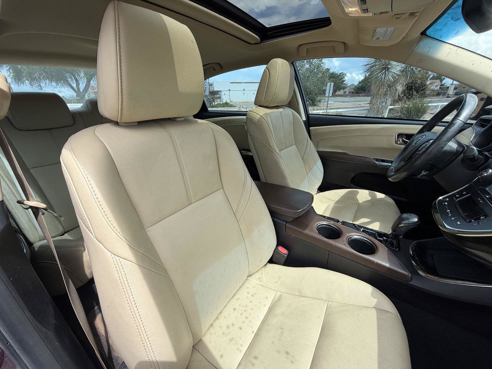 Used 2018 Toyota Avalon XLE Premium w/ All Weather Liner Package FWD image 18