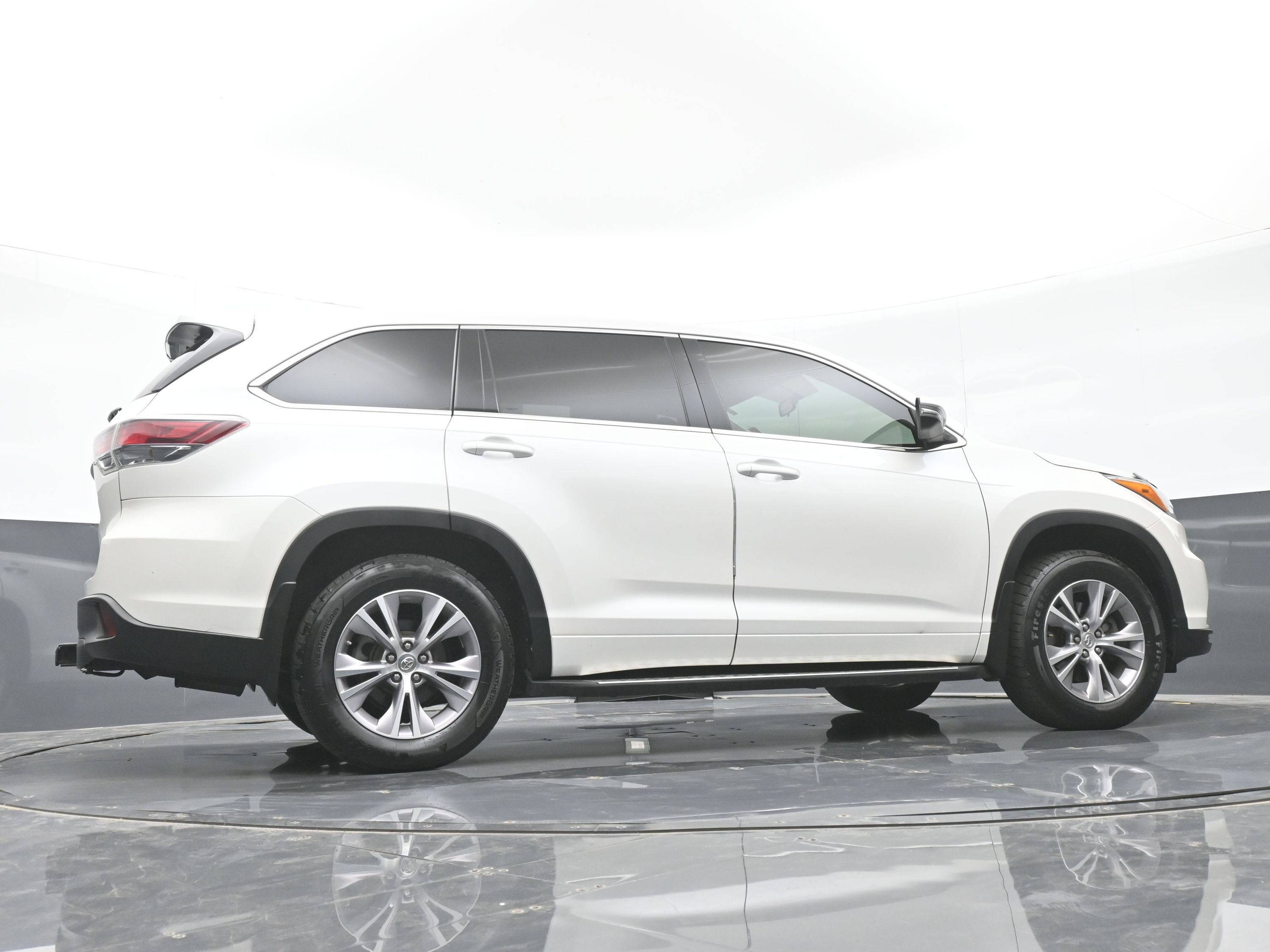 Used 2015 Toyota Highlander Plus AWD/4WD image 43