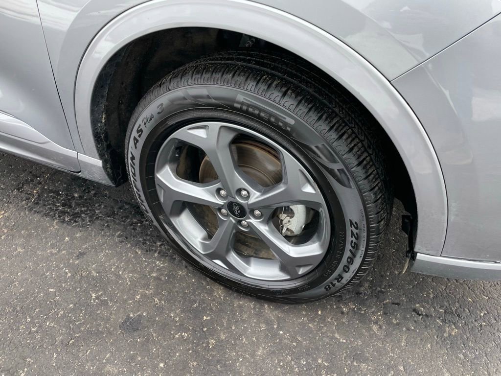 Used 2024 Ford Escape ST-Line image 4