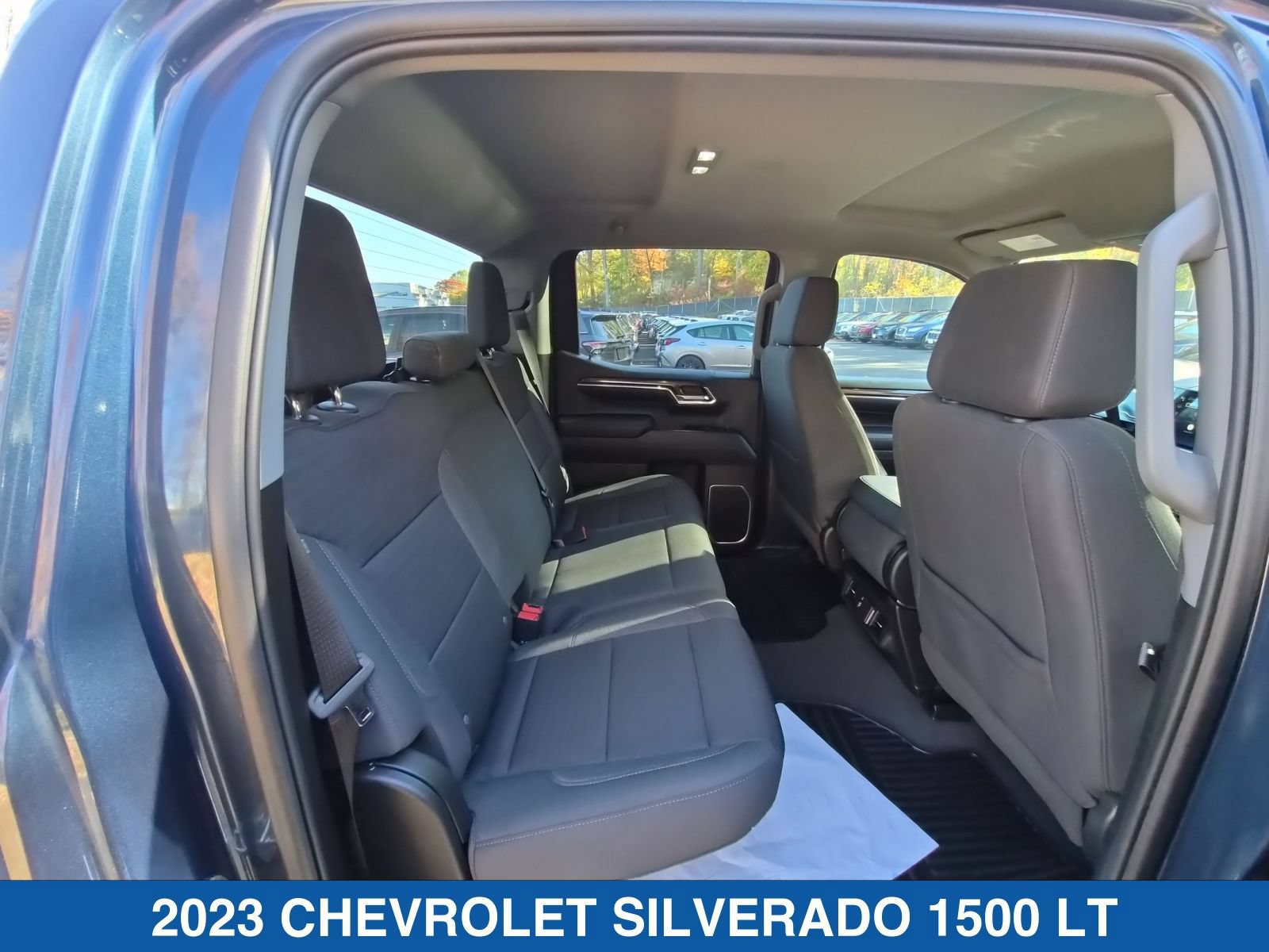 Used 2023 Chevrolet Silverado 1500 LT AWD/4WD image 34