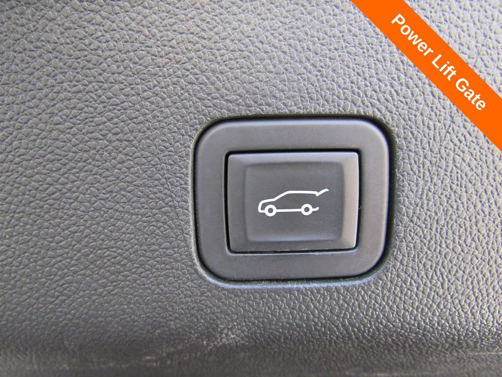 Used 2025 GMC Yukon XL Elevation AWD/4WD image 25