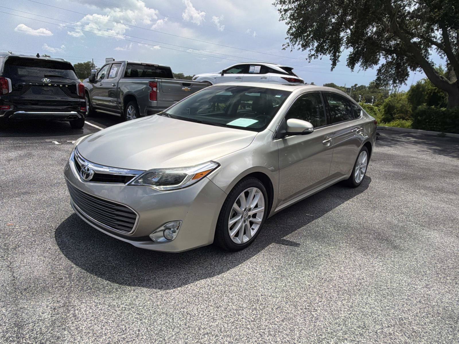 Used 2014 Toyota Avalon Limited FWD image 8