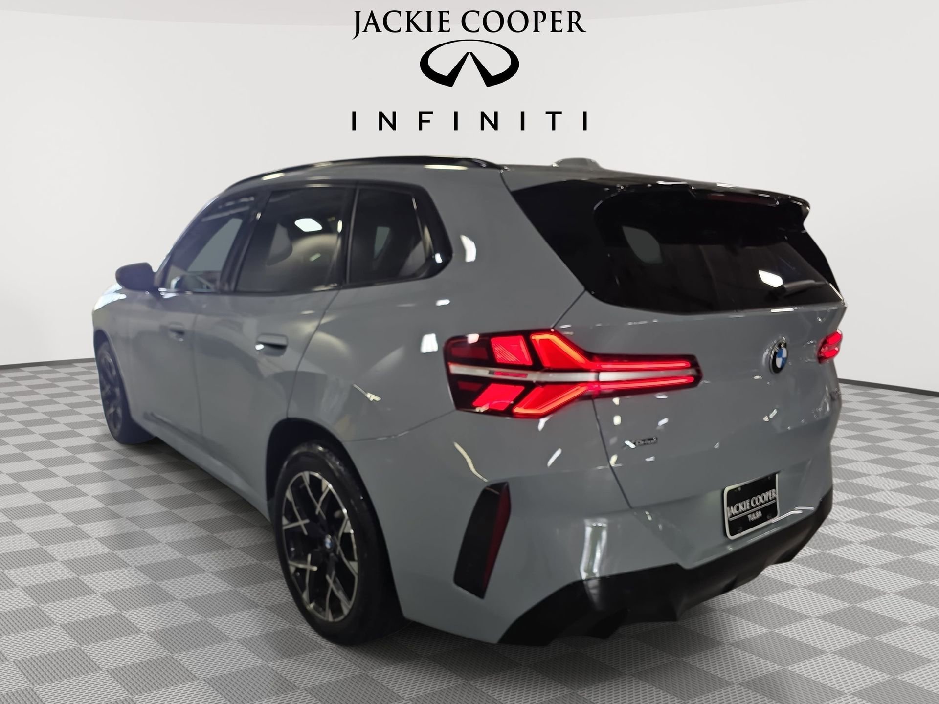 Used 2025 BMW X3 xDrive30i AWD/4WD image 7