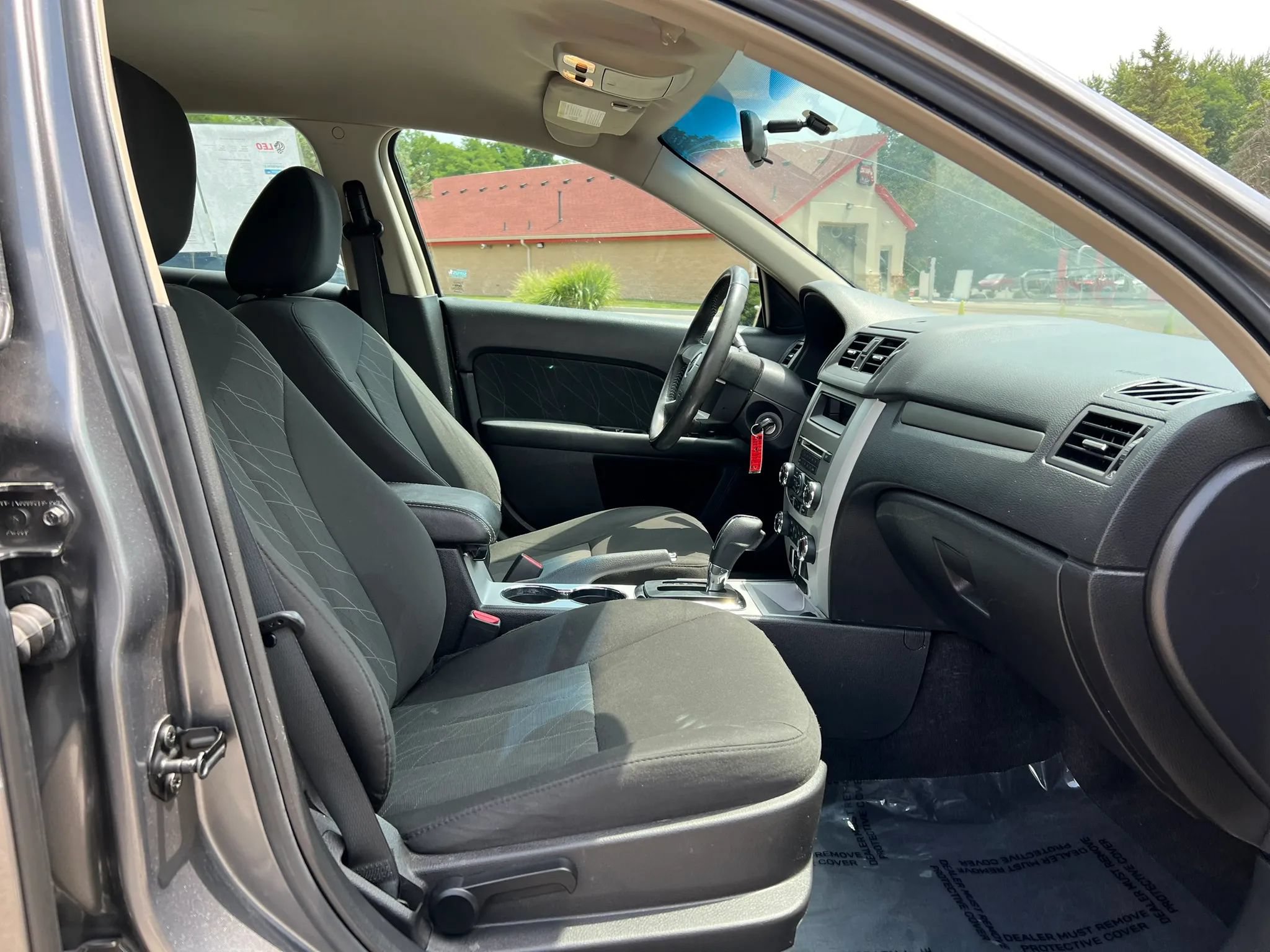 Used 2010 Mercury Milan FWD image 19