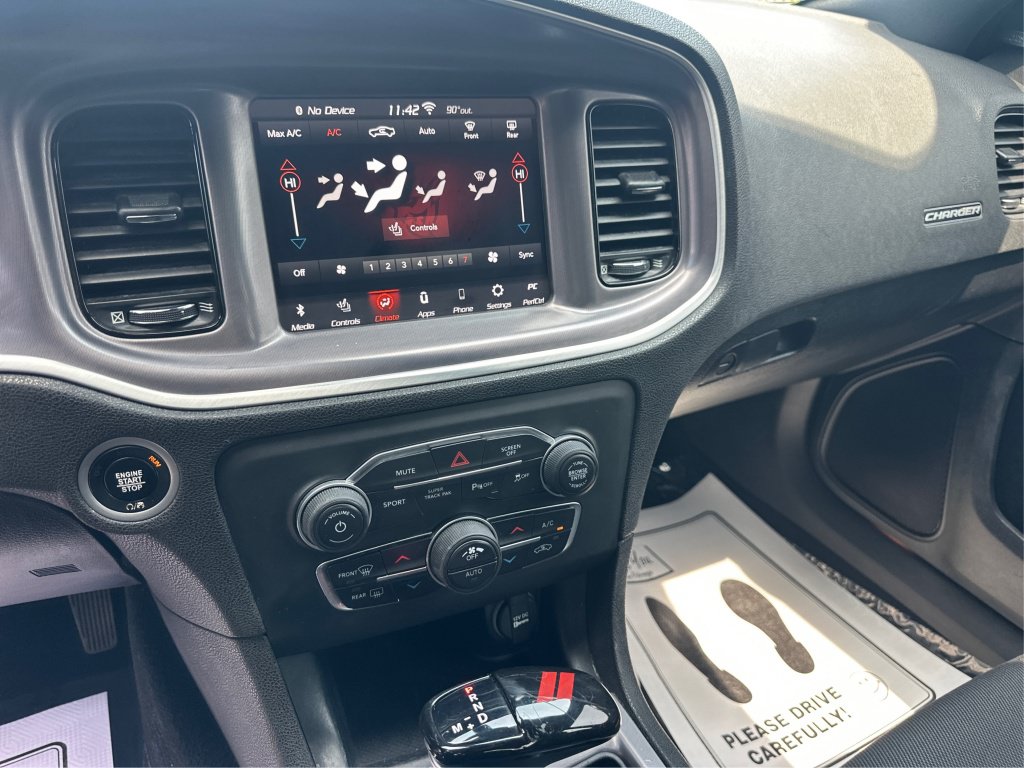 Used 2020 Dodge Charger SXT w/ Driver Convenience Group AWD/4WD image 23