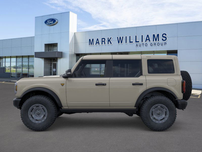 New 2025 Ford Bronco Badlands image 4