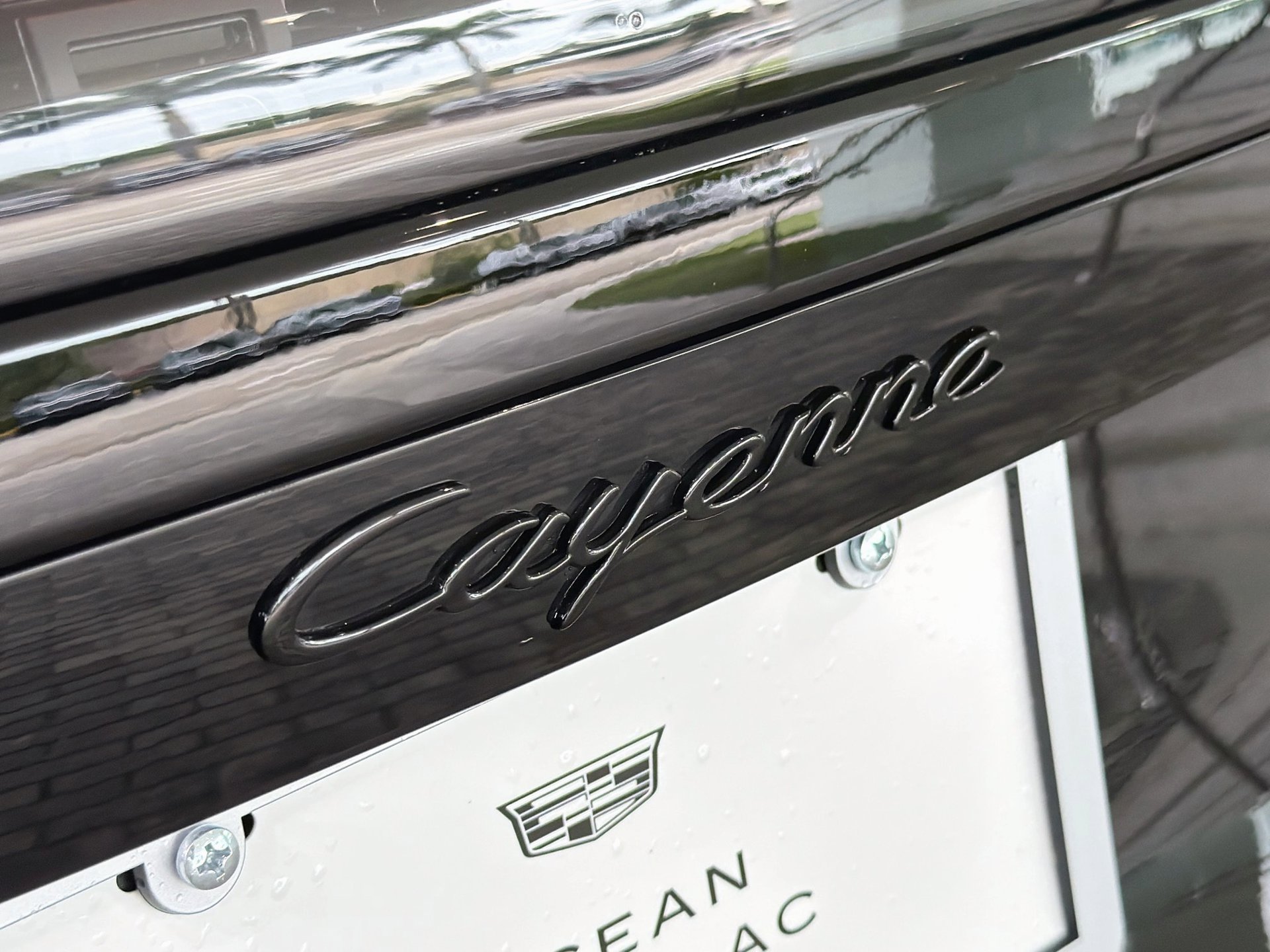 Used 2023 Porsche Cayenne AWD/4WD image 10
