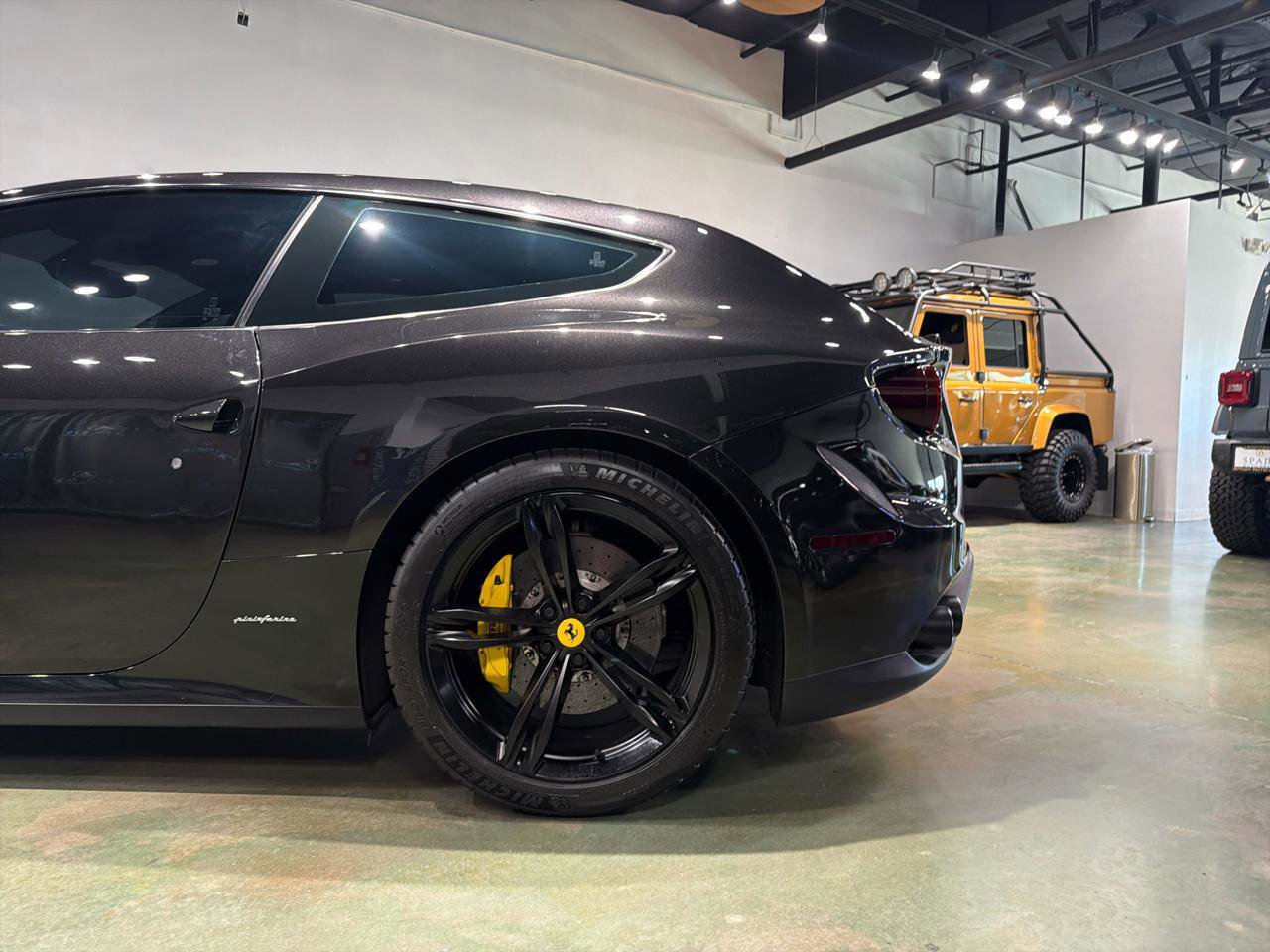 Used 2014 Ferrari FF image 5