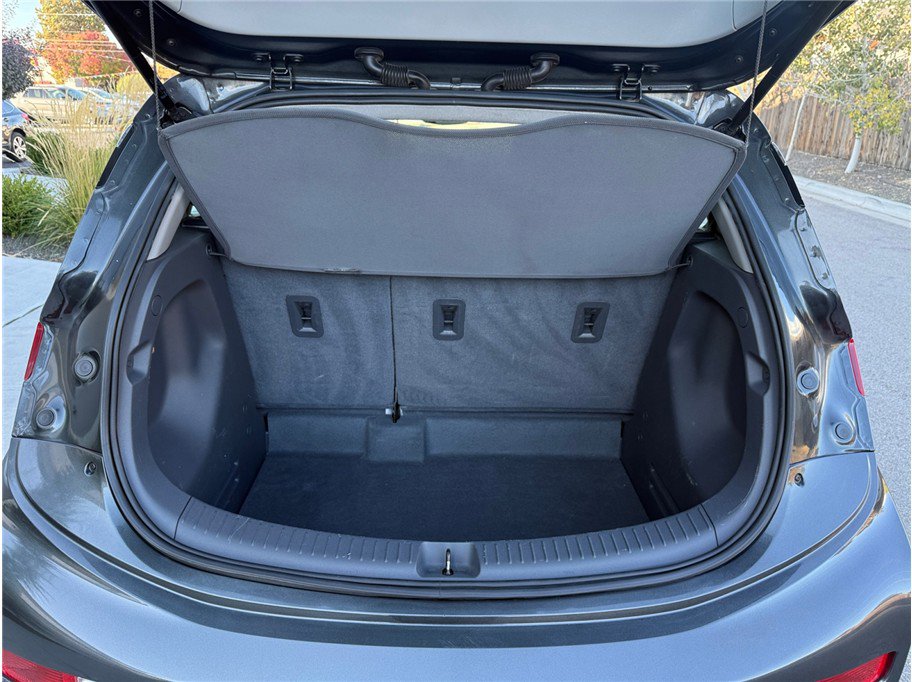 Used 2019 Chevrolet Bolt LT image 36