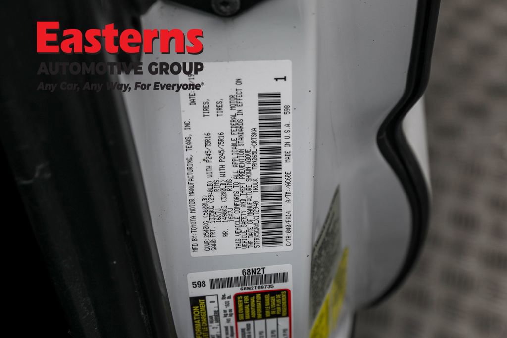 Used 2020 Toyota Tacoma SR image 32