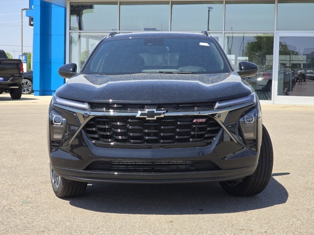 New 2026 Chevrolet Trax RS w/ Sunroof Package FWD image 8