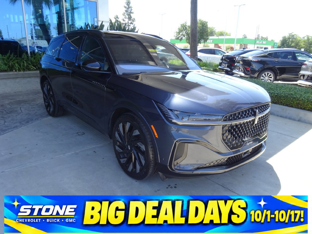 Used 2024 Lincoln Nautilus Reserve w/ Jet Appearance Package (87T)