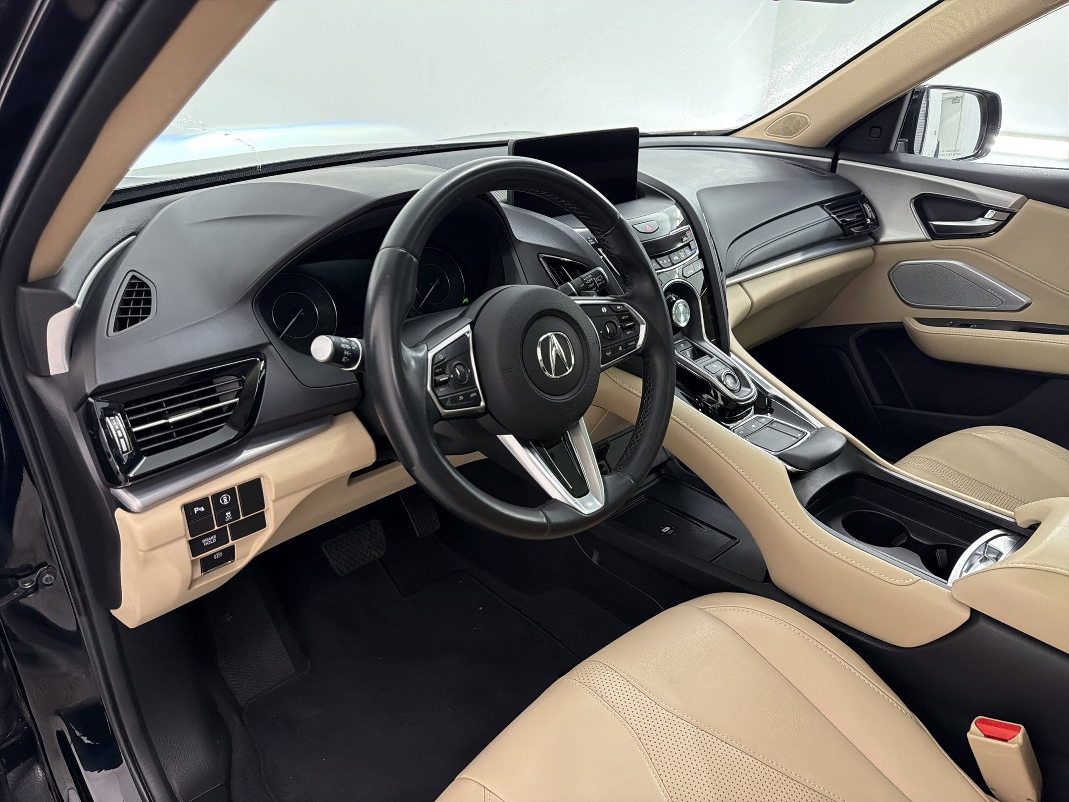 Used 2022 Acura RDX FWD w/ Technology Package image 4