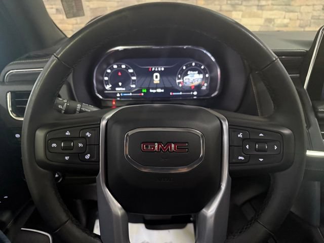 Used 2023 GMC Yukon SLT w/ SLT Luxury Package AWD/4WD image 17