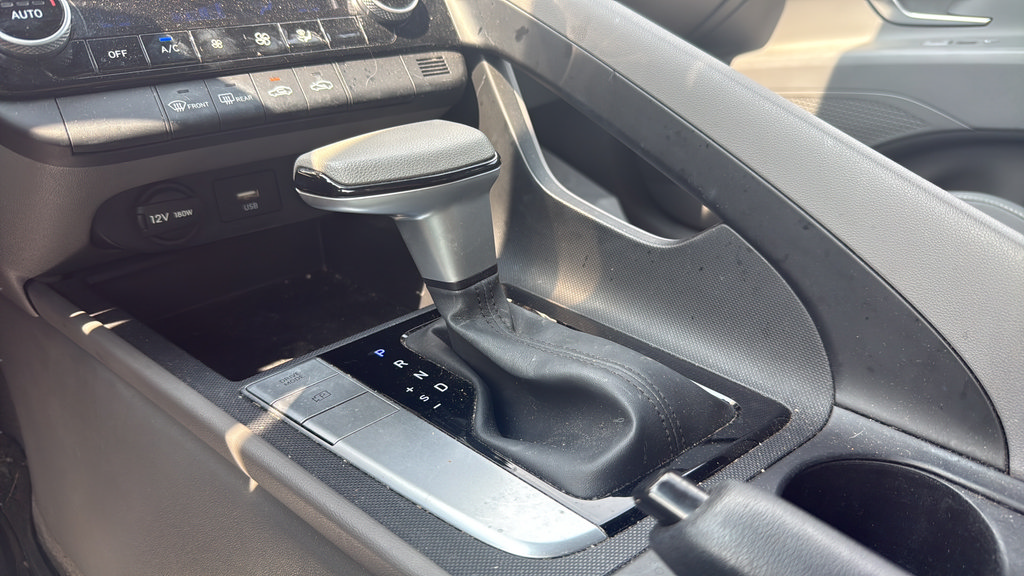 Used 2023 Hyundai Elantra SEL w/ Cargo Package FWD image 28