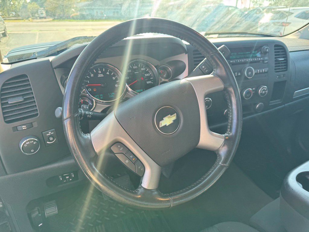 Used 2013 Chevrolet Silverado 2500 LT w/ Convenience Package AWD/4WD image 12