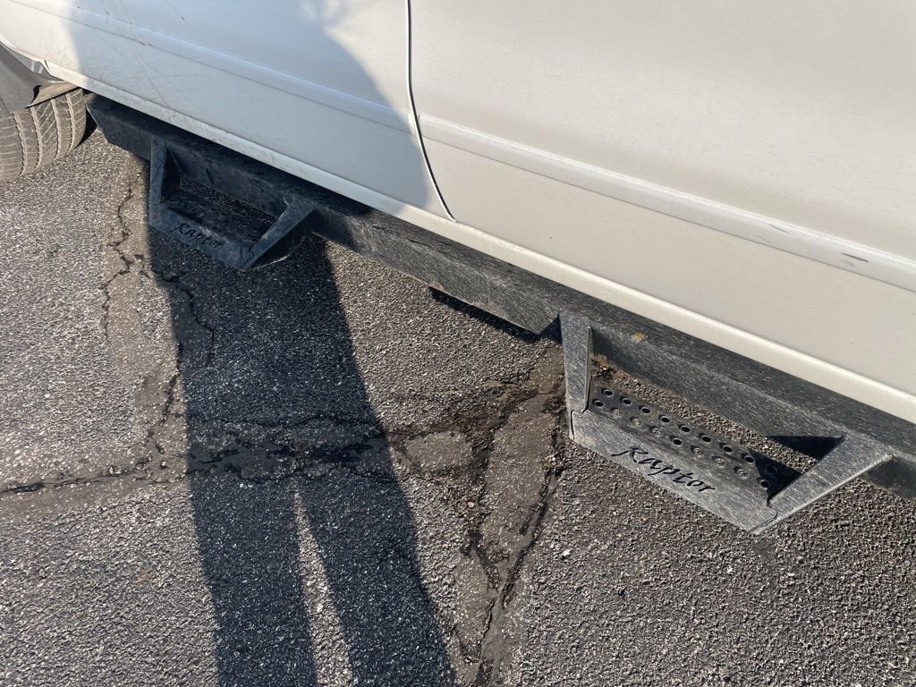 Used 2018 Chevrolet Silverado 1500 LT w/ All Star Edition image 14