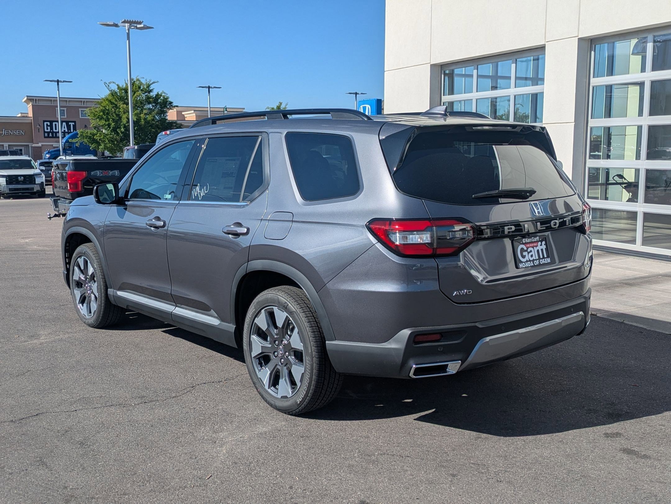 New 2026 Honda Pilot Touring image 7