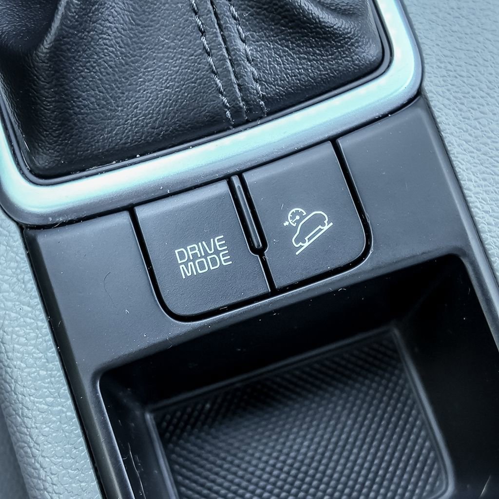 Used 2020 Kia Sportage S w/ S Sunroof Package image 16