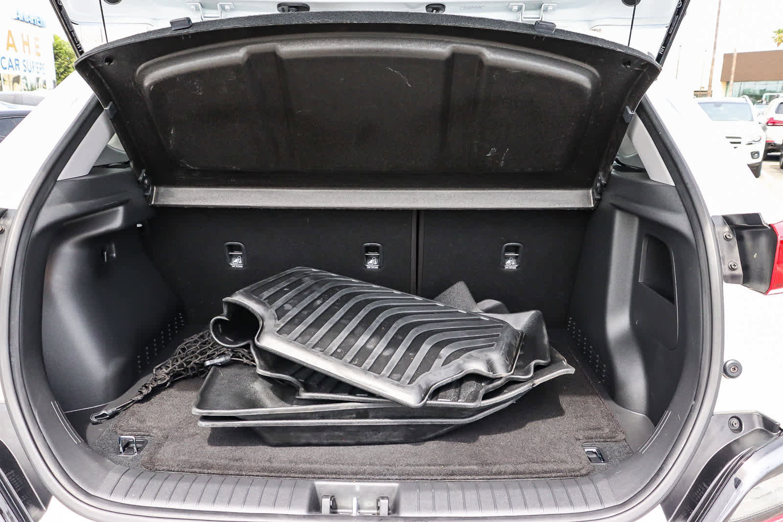 Used 2023 Hyundai Kona SE image 23