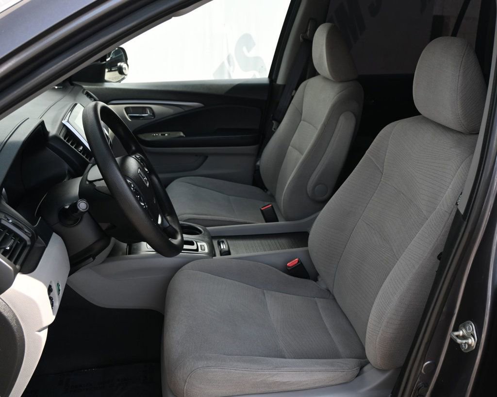 Used 2017 Honda Pilot EX image 12