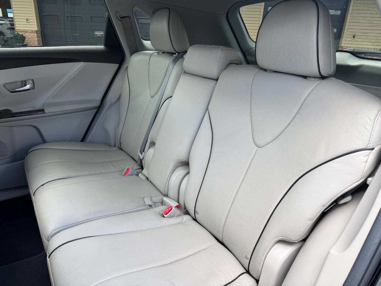 Used 2014 Toyota Venza Limited AWD/4WD image 33