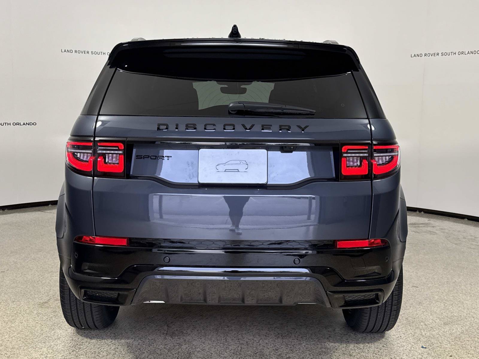 New 2026 Land Rover Discovery Sport Landmark AWD/4WD image 4