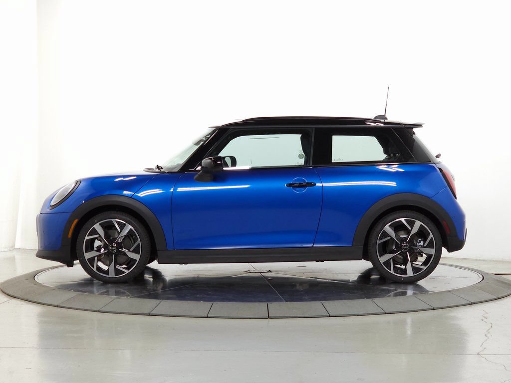 Used 2025 MINI Cooper S FWD image 4