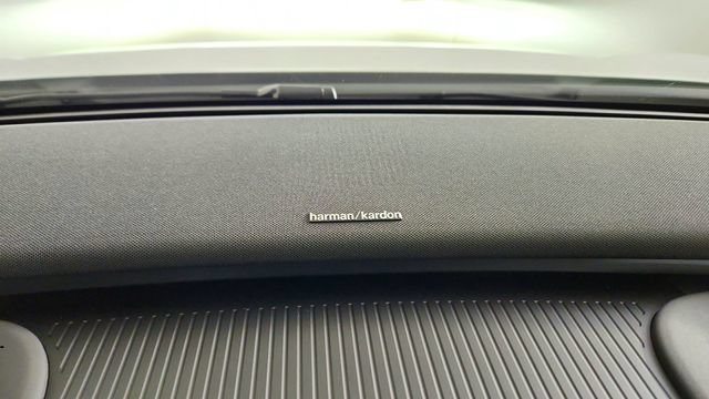 New 2026 Volvo EX30 Plus w/ Protection Package Premier RWD image 22
