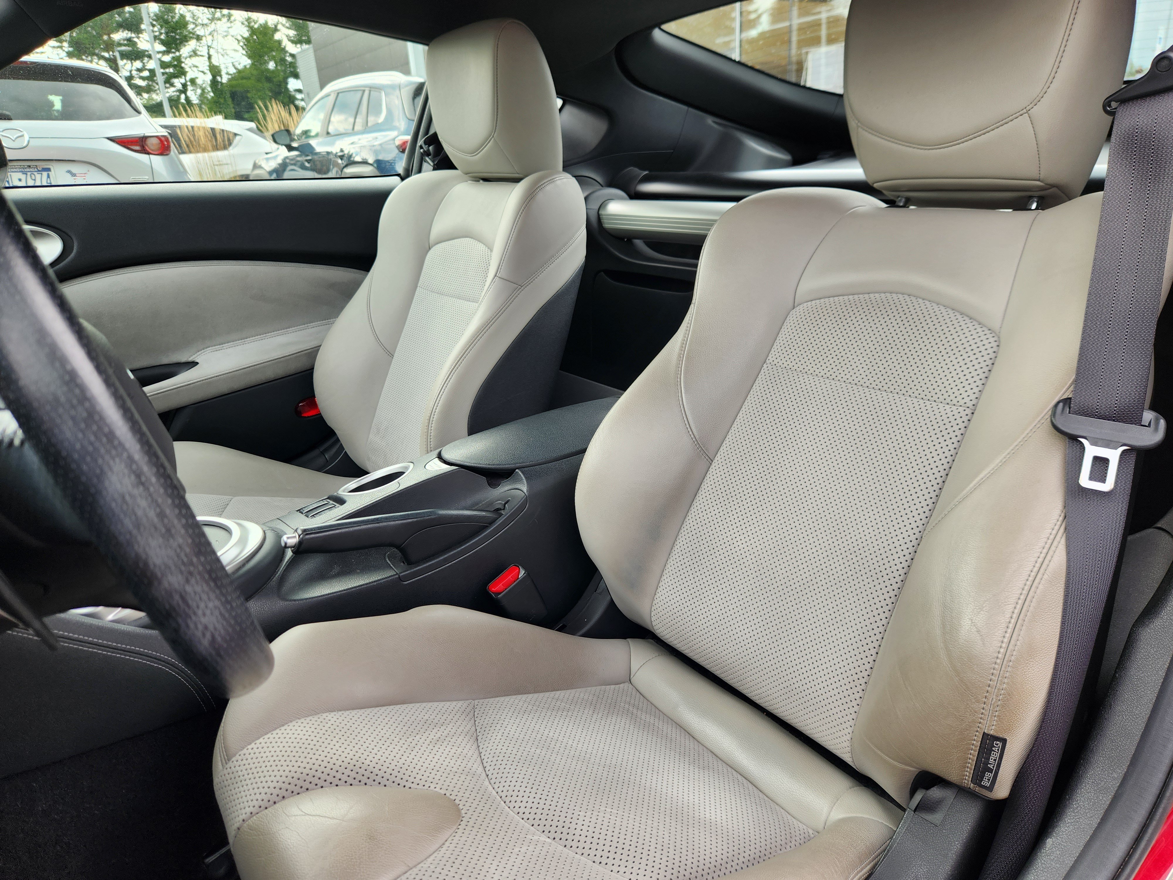 Used 2009 Nissan 370Z Touring w/ Sport Pkg RWD image 7