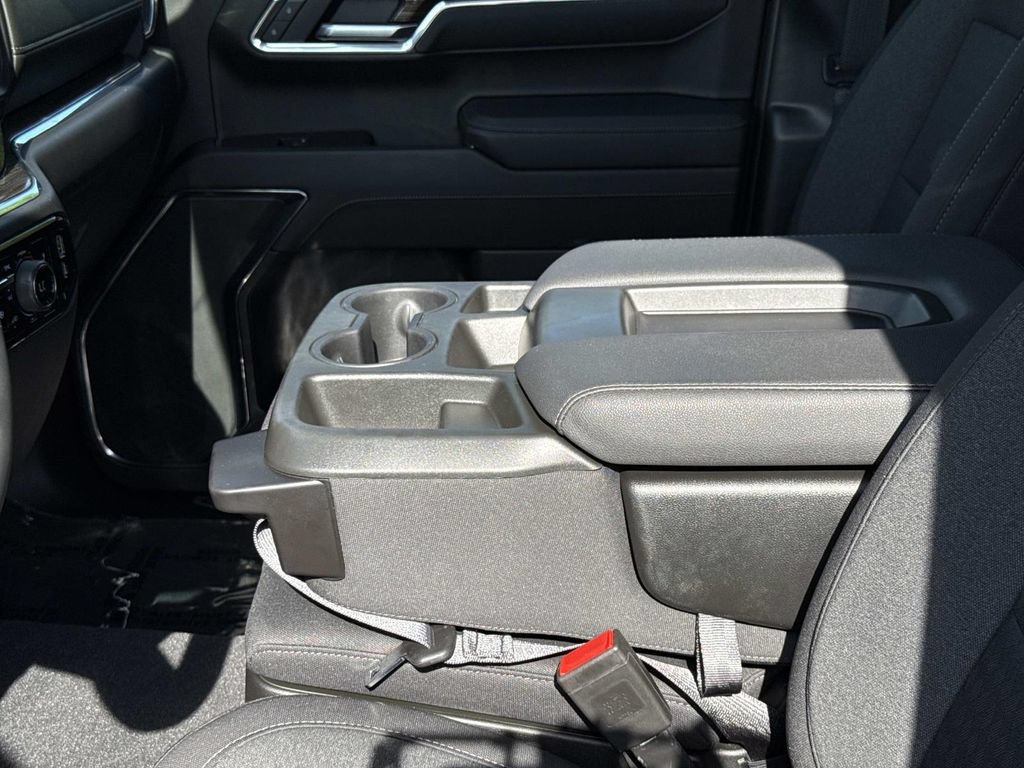 Used 2023 Chevrolet Silverado 1500 LT AWD/4WD image 14