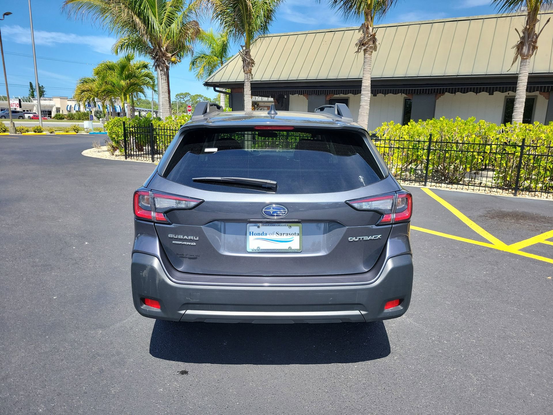 Used 2025 Subaru Outback Premium AWD/4WD image 8