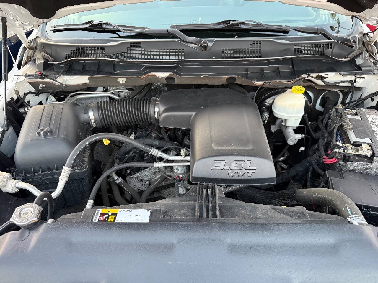 Used 2016 RAM 1500 Rebel AWD/4WD image 19
