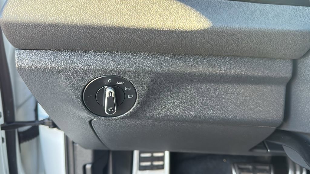 Used 2025 Volkswagen Jetta Sport image 20