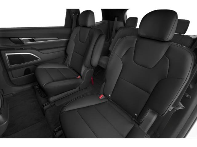 Used 2020 Kia Telluride S w/ S 8 Passenger Seating Package AWD/4WD image 16