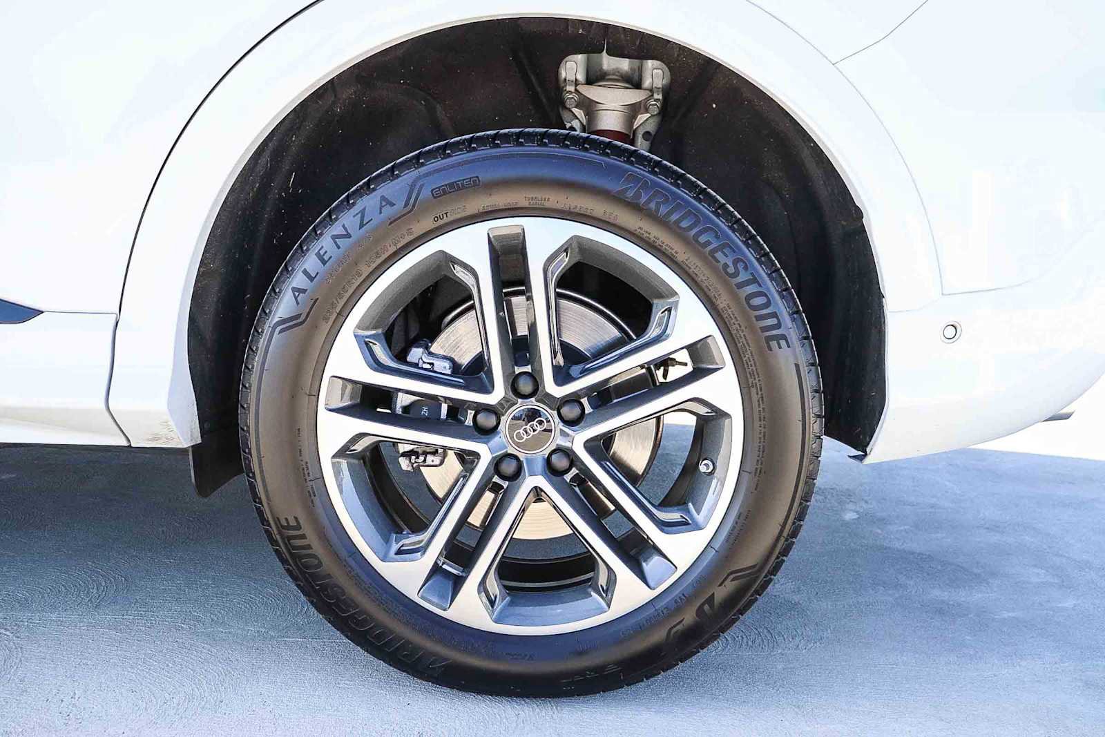 Used 2025 Audi Q5 Premium Plus w/ Premium Plus image 13