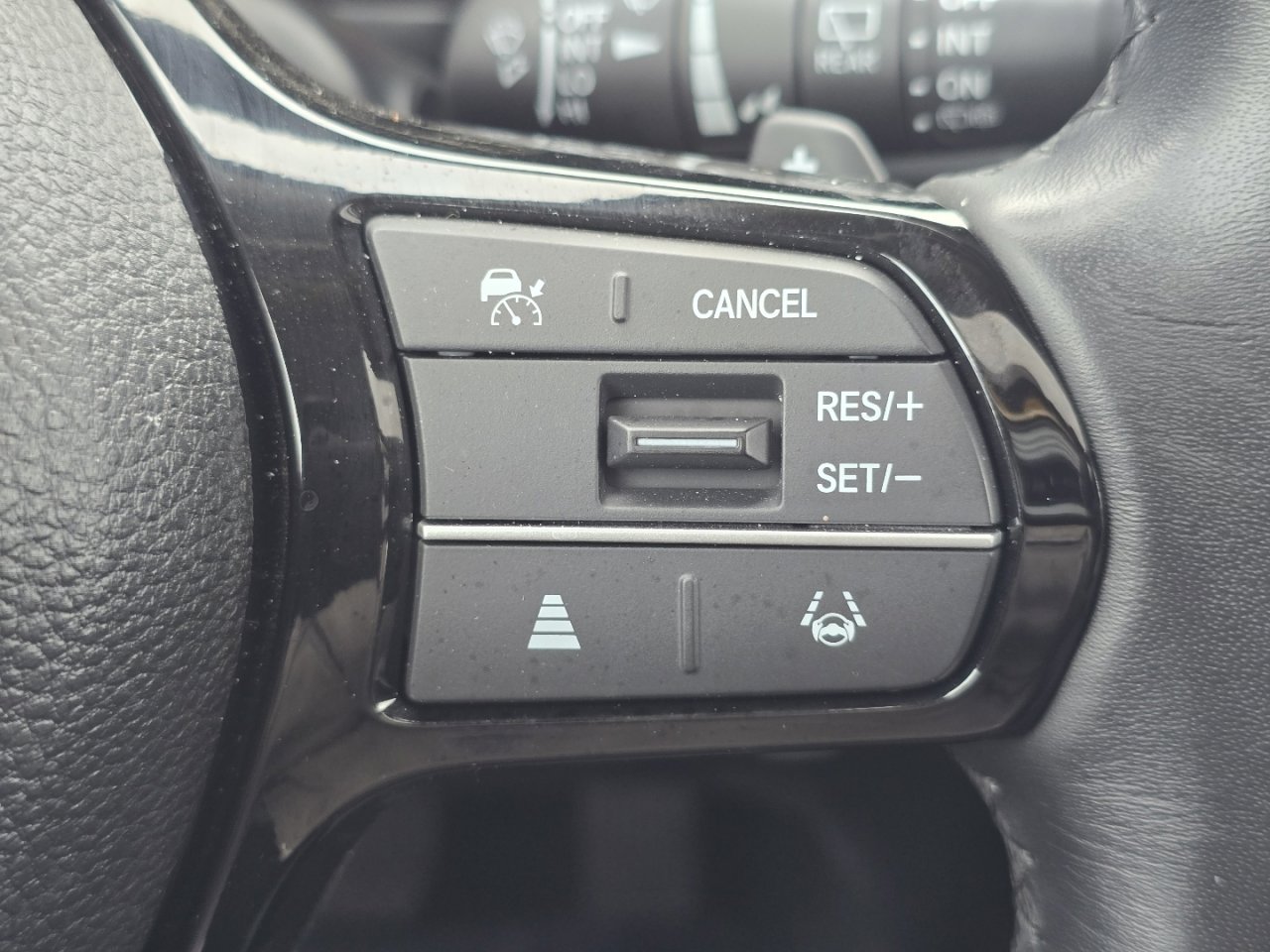 Used 2025 Honda Pilot Touring image 33