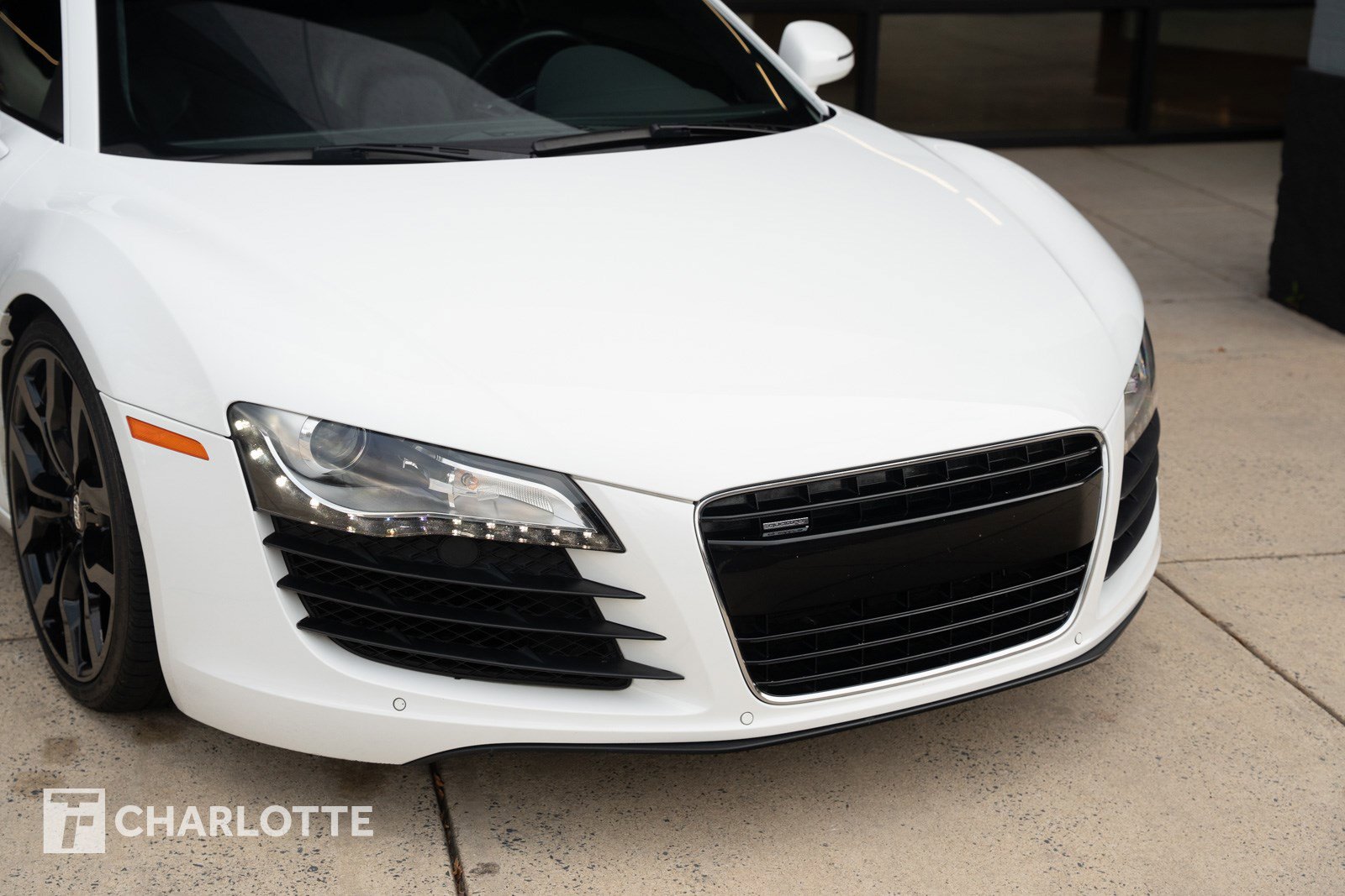 Used 2009 Audi R8 V8 video 2