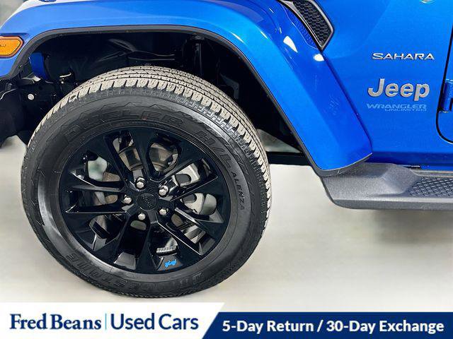 Certified 2022 Jeep Wrangler Unlimited Sahara AWD/4WD image 32