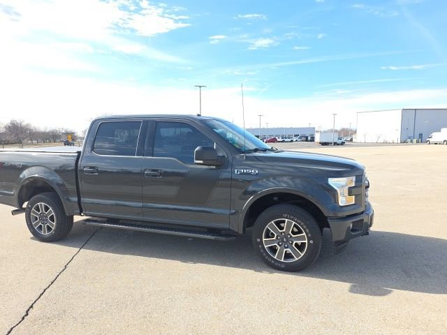 Used 2017 Ford F150 XLT w/ Equipment Group 302A Luxury image 12