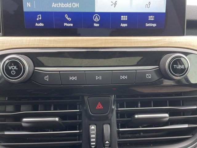 Used 2022 Ford Escape Titanium w/ Titanium Premium Package image 28