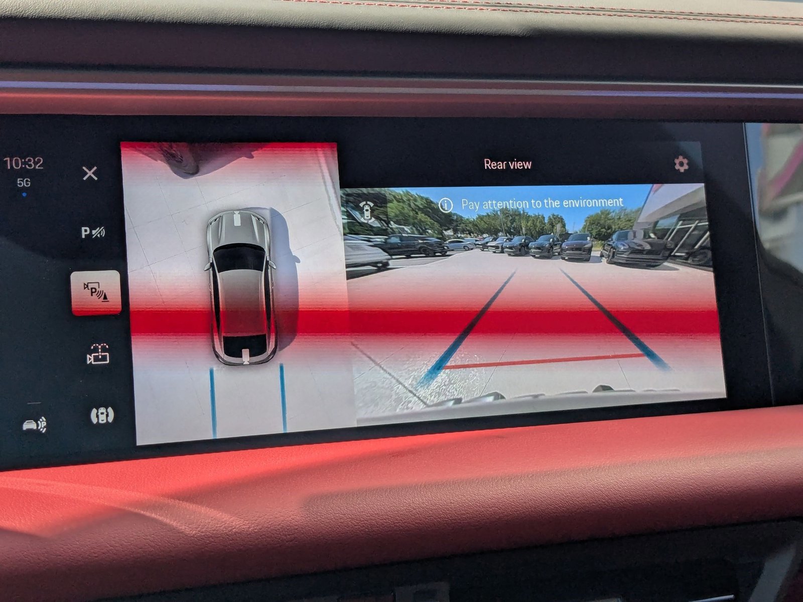 New 2025 Porsche Macan Electric image 19