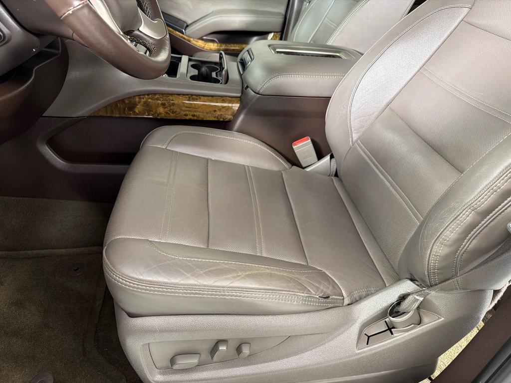 Used 2016 GMC Yukon XL Denali w/ Open Road Package AWD/4WD image 12