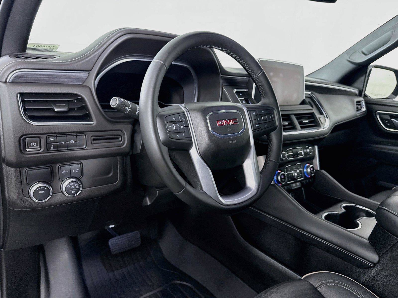 Used 2023 GMC Yukon SLT RWD image 4